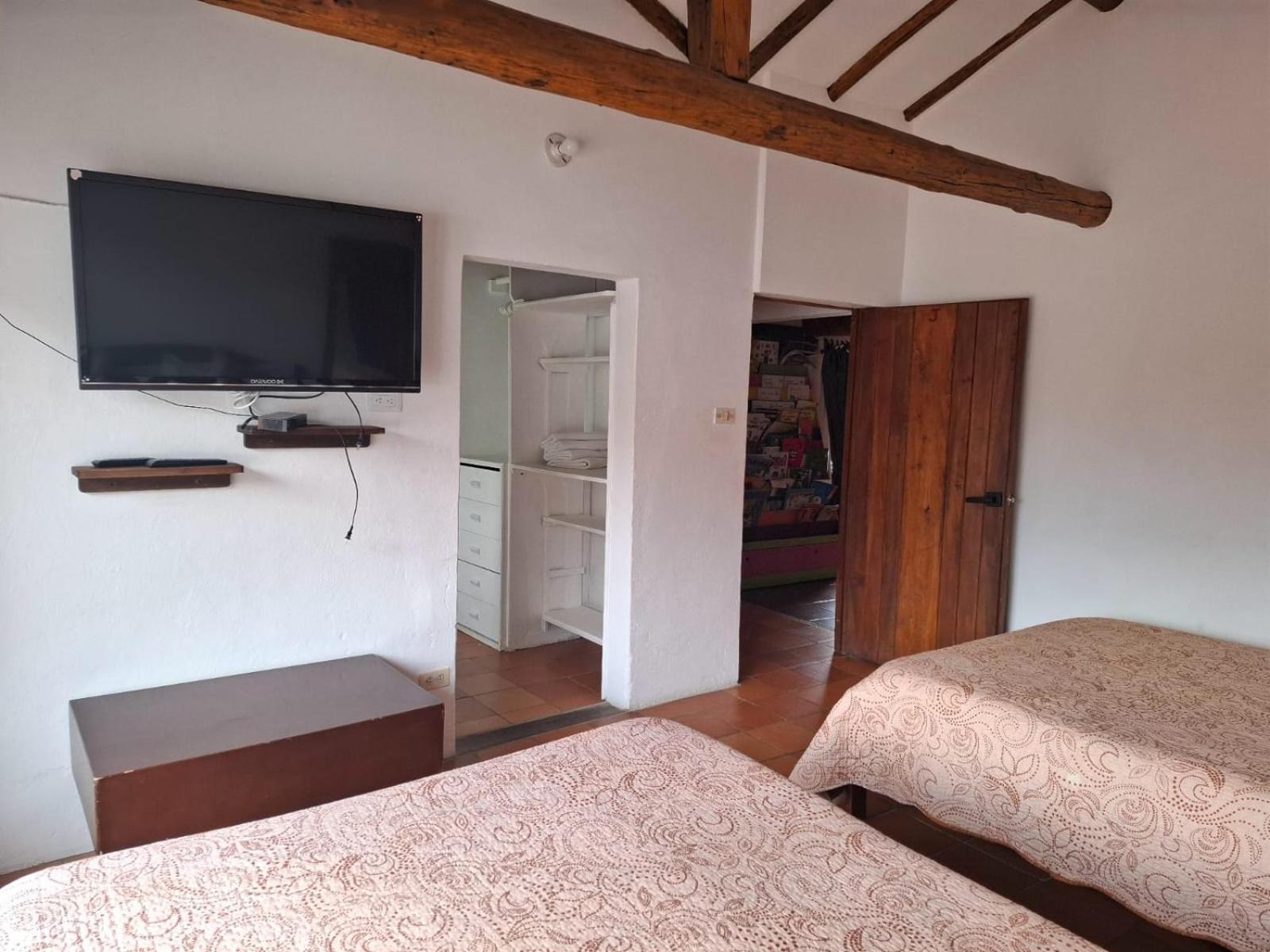 Paz Hotel *