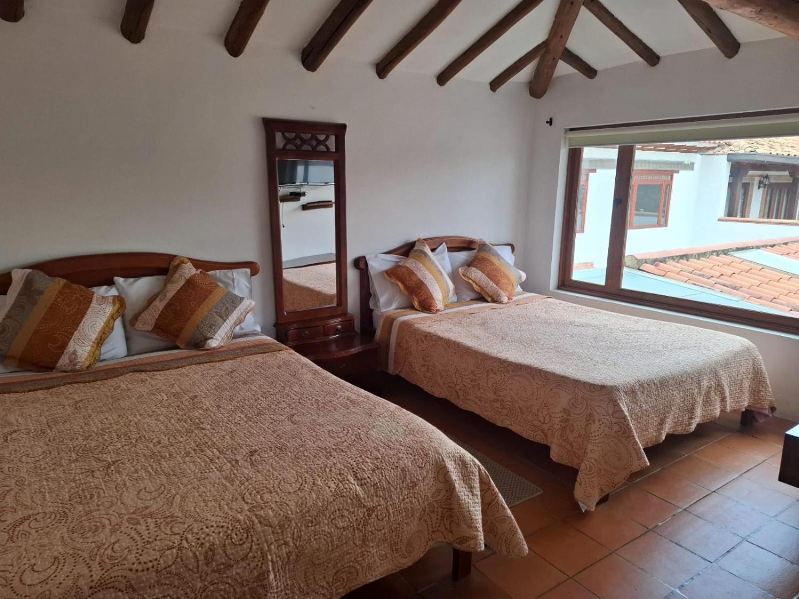 Hotel Paz *